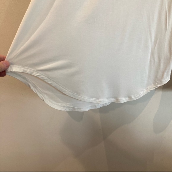 MODCLOTH Sz L Cherry Design Raglan Long Flare Sleeve Henley Style Buttoned Top - Picture 5 of 8